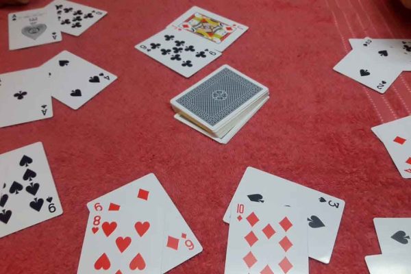 How to play cards Only low card games can win.